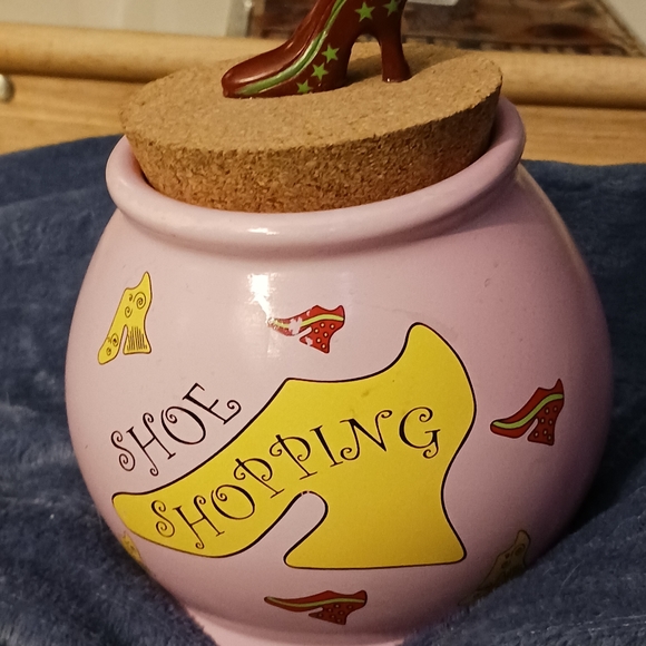 NEW! "SHOE SHOPPING" FUND JAR (Big Jar) - Picture 2 of 9